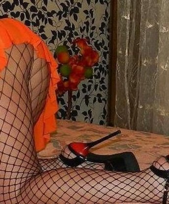 Я твоя мечта, созданная для того, чтобы принести тебе незабываемое удовольствие. У меня мягкая кожа, зеленые глаза и соблазнительная улыбка. Я креативная и культурная девушка, всегда готовая погрузиться в мир твоих фантазий. Мои услуги включают классический секс, оральный секс, массаж и многое другое. Я умею доставлять удовольствие и знаю, что делаю. Мои клиенты всегда остаются довольными и возвращаются ко мне снова и снова. Давай встретимся и создадим незабываемые воспоминания вместе. Не будь застенчивым, набирай мой номер и я устрою тебе настоящий праздник! 😘💋 Антонина